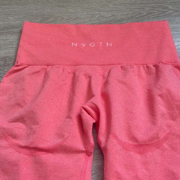 NWT NVGTN Leggings-Pink- XSmall - Picture 5 of 8